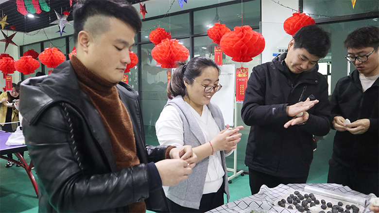 贏好禮，陪你趣味鬧元宵 | 寶開(kāi)舉辦“包湯圓 · 猜燈謎 · 迎元宵”主題活動(dòng)