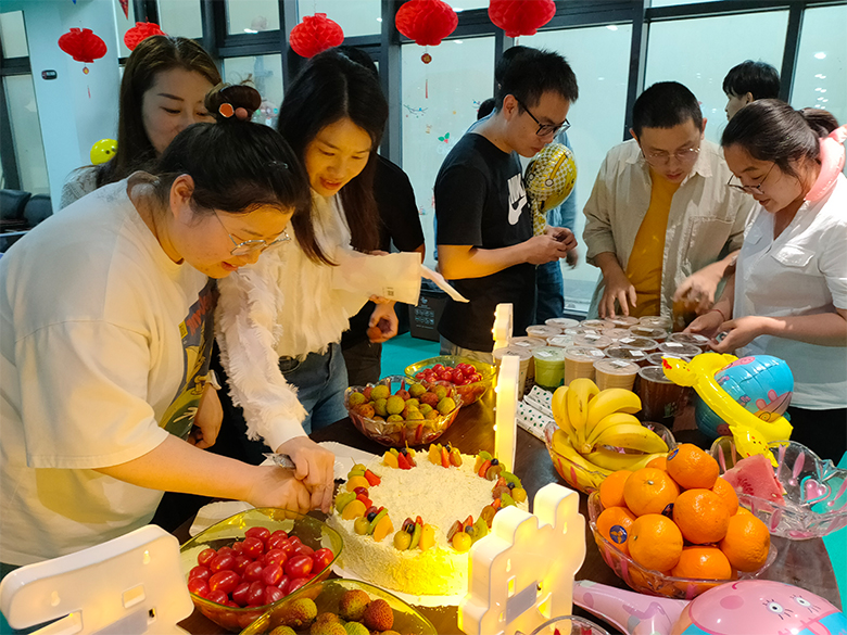 員工集體生日會｜溫馨五月，感恩有你，攜手同行