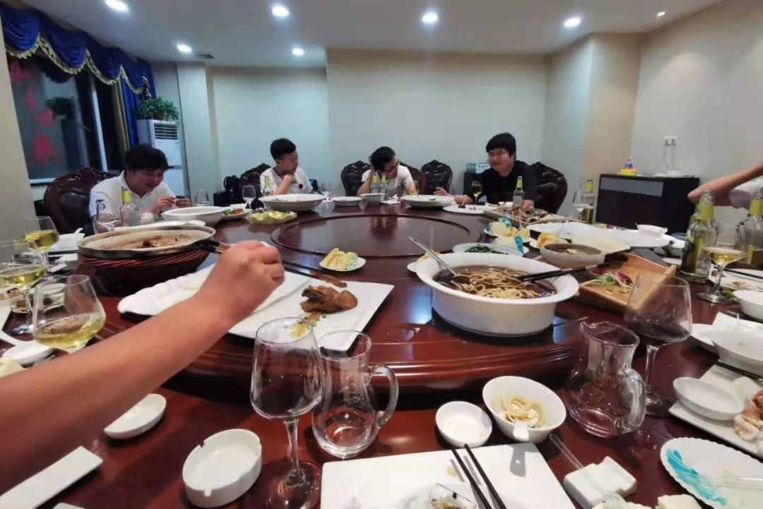 夏送清涼，集體慶生，慰問一線 | 致我們的一線伙伴：辛苦了！