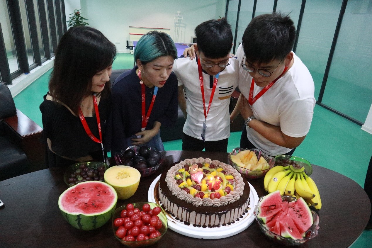 八月未央，歡聚一夏 | 寶開集體生日會：共享歡樂時刻